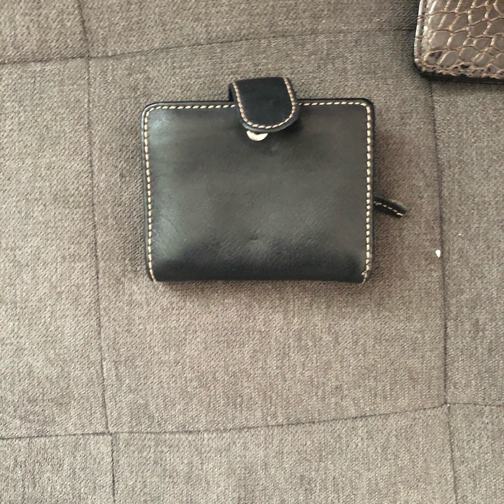 Wallet - Picture 2 of 4